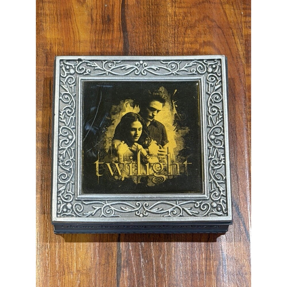 Rare Neca Twilight Movie Bella Edward Square Metal Jewelry Trinket Holder Box